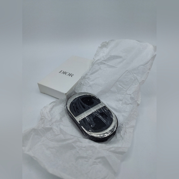 Dior Homme Phone Finger Ring Holder Stand Grip Silver  DIOR 2024 Phone Stand Holder Gift Box Luxury Accessory NIB